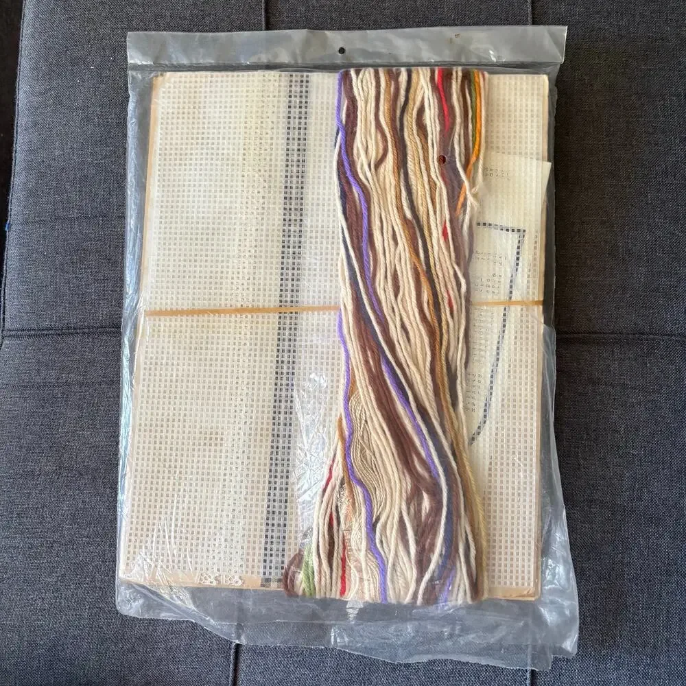 Ribbon Bell Pull Vintage Stamped Needlepoint Kit Leisure Arts Canvas Capers 1983